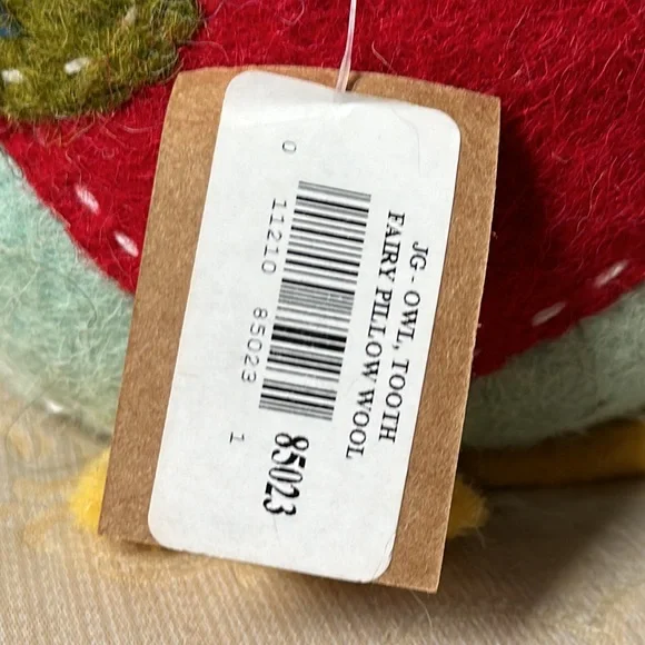 NWT OWL tooth fairy pillow made of wool with a small red heart pouch for tooth - Picture 5 of 9
